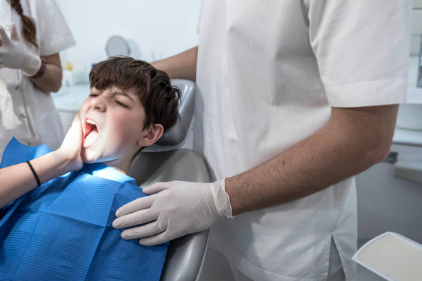 Best Emergency Dentist for Knocked-Out Tooth in Memphis, FL